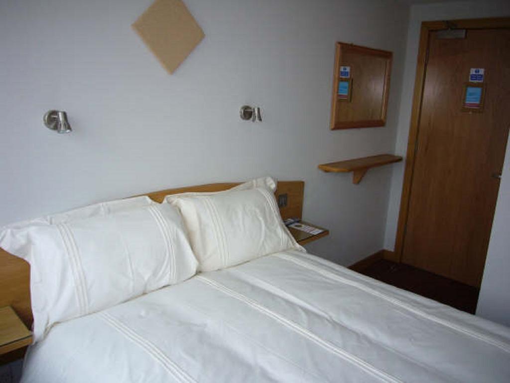 Rosemount Hotel Heathrow Χάνσλοου Εξωτερικό φωτογραφία
